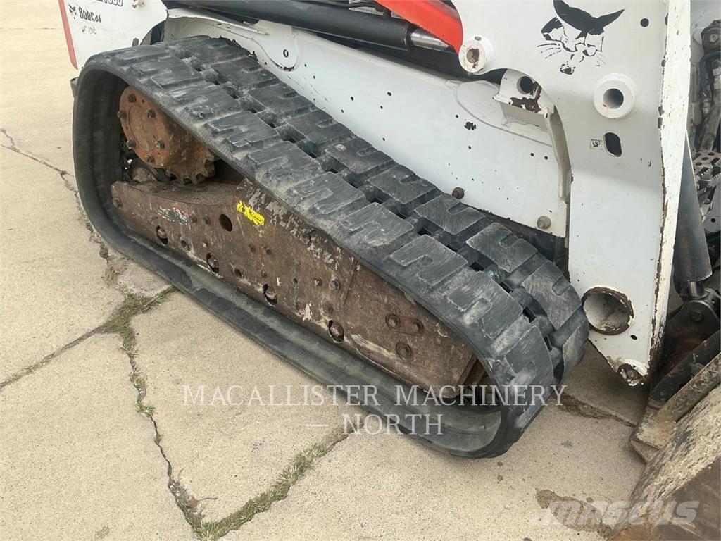 Bobcat T630 クローラーローダー