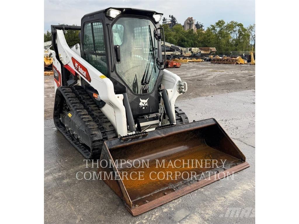 Bobcat T64 クローラーローダー