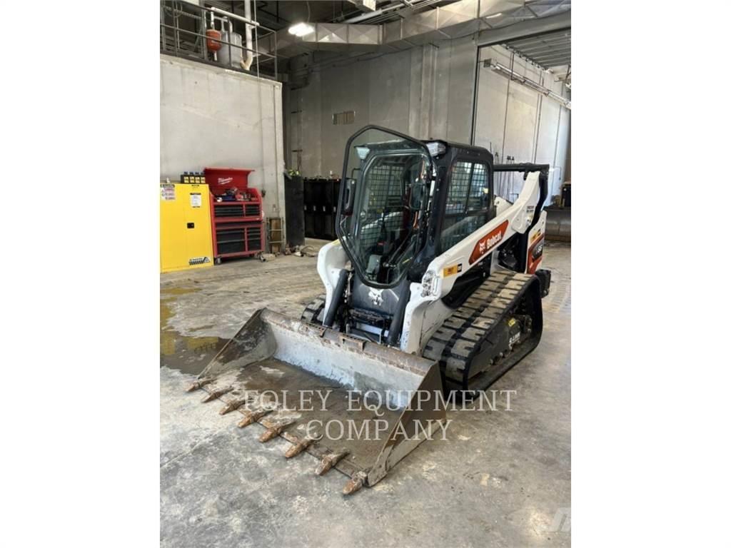 Bobcat T66 スキッドステアローダー