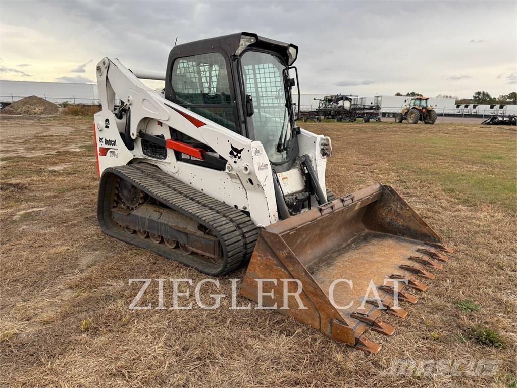 Bobcat T770 クローラーローダー