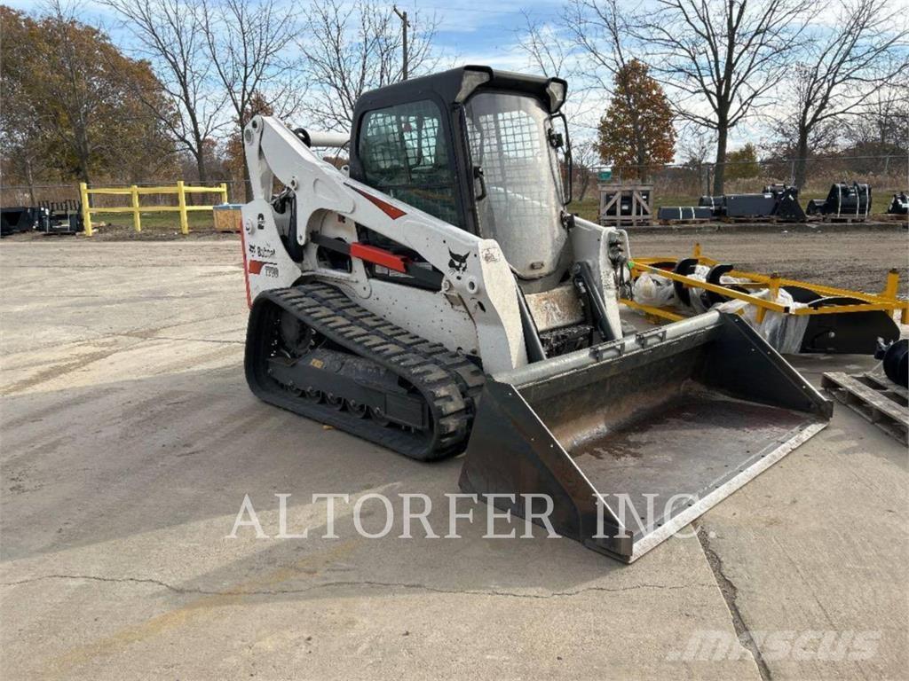 Bobcat T770 スキッドステアローダー