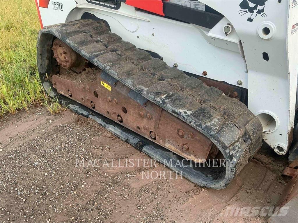 Bobcat T870 スキッドステアローダー