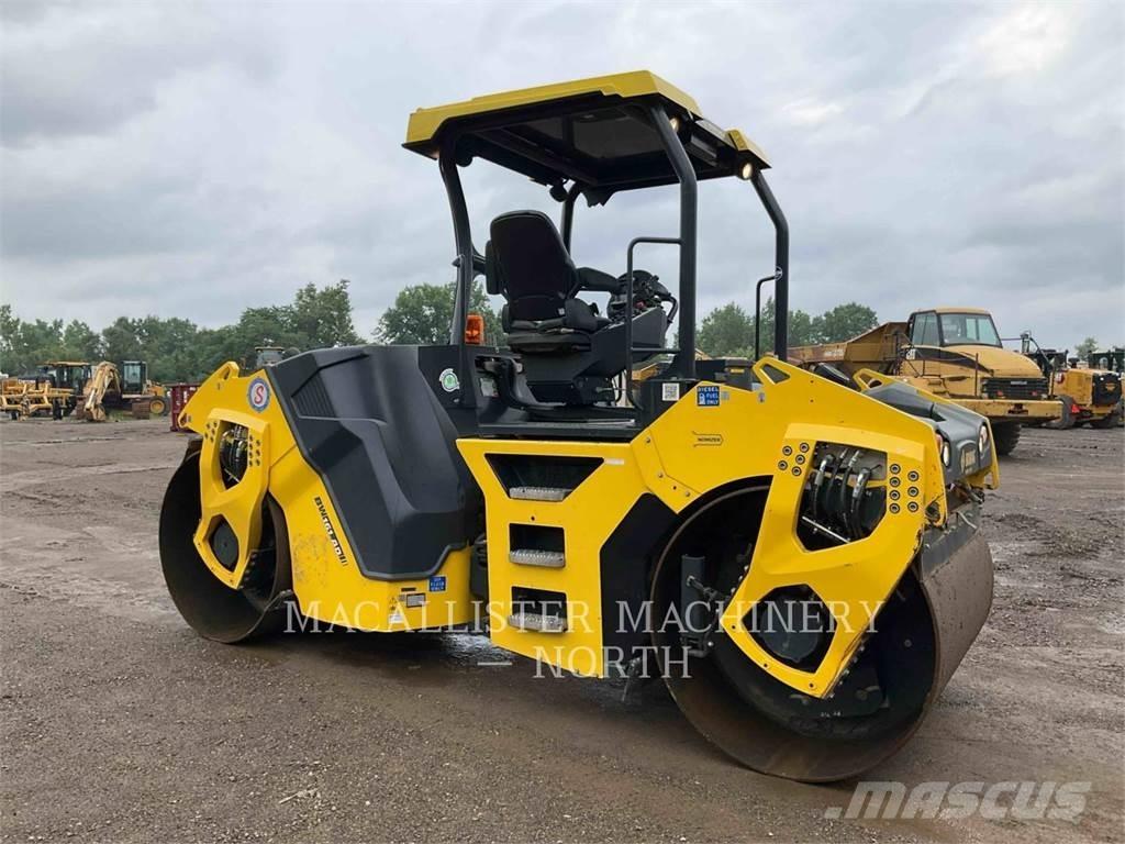 Bomag BW161 タンデムローラ