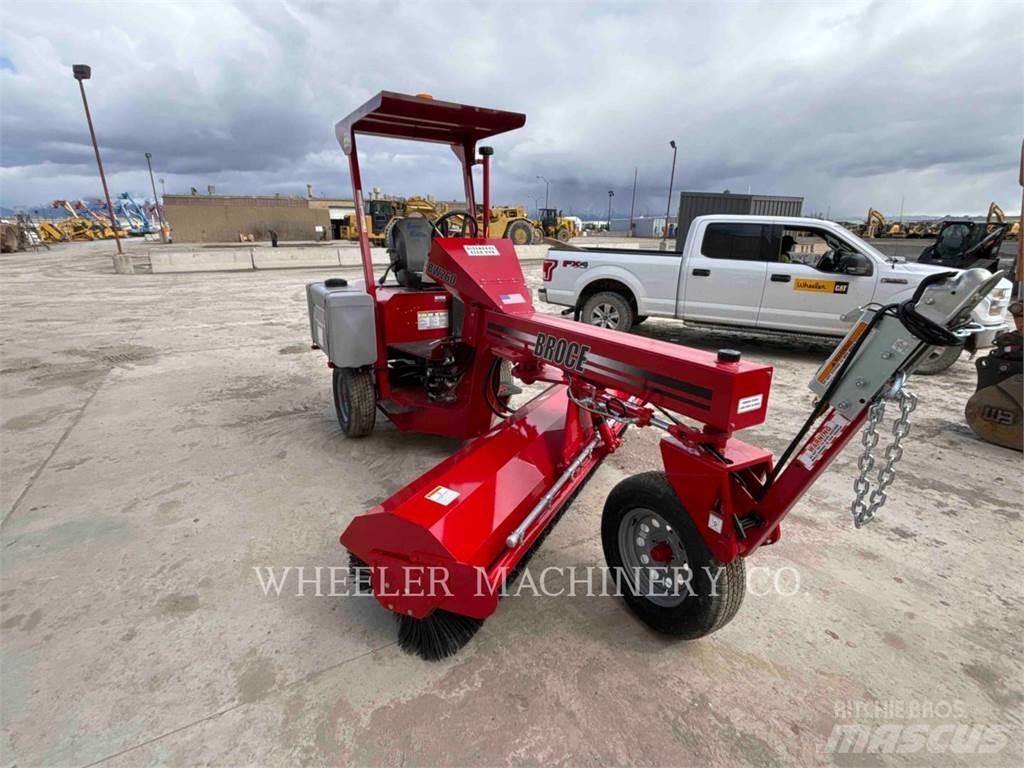 Broce BROOM 3 路面清掃機