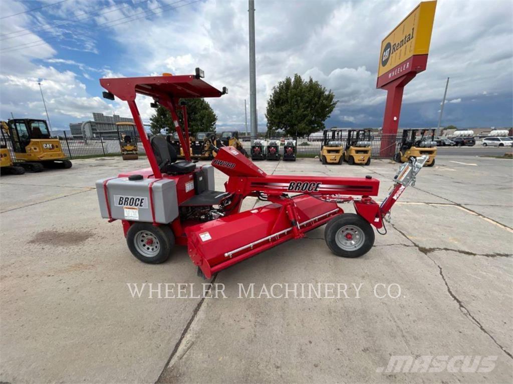 Broce BROOM 3 路面清掃機