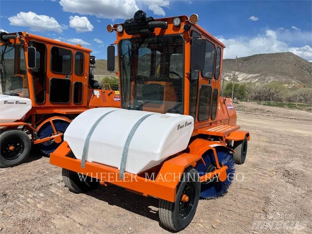 Broce BROOM 4 路面清掃機