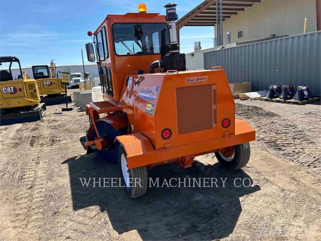 Broce BROOM 4 路面清掃機