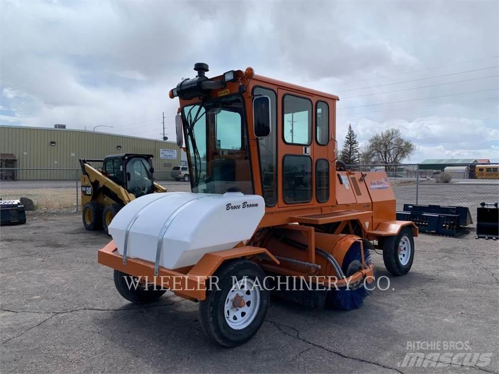 Broce BROOM 4 路面清掃機