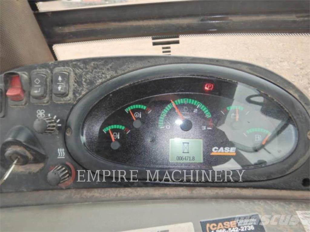 CASE 580SN バックホーローダー