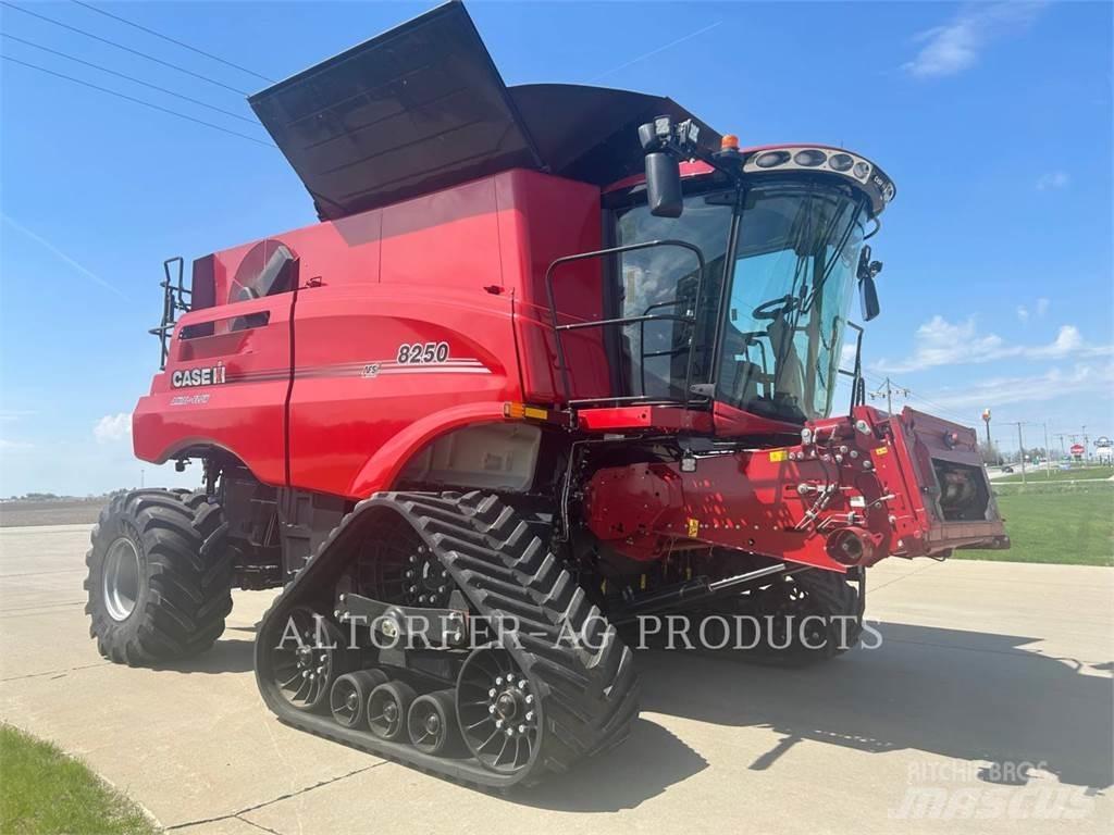 Case IH 8250 コンバイン