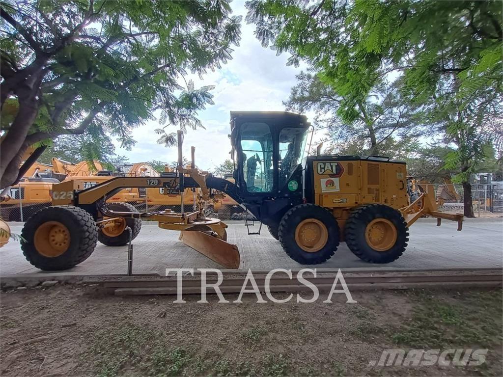 CAT 120 モーターグレーダー