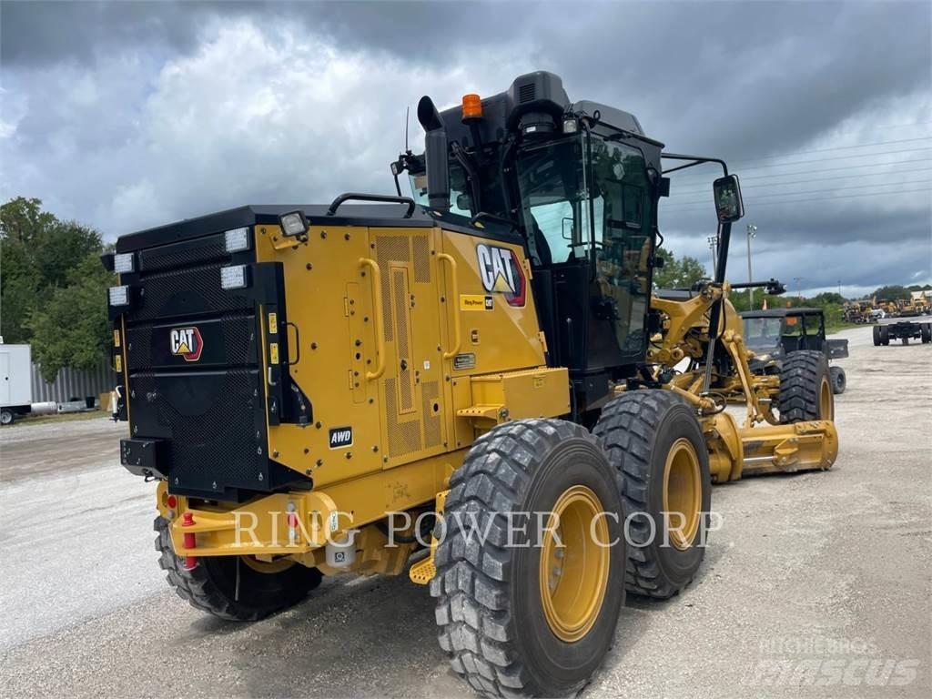 CAT 120 AWD CS モーターグレーダー