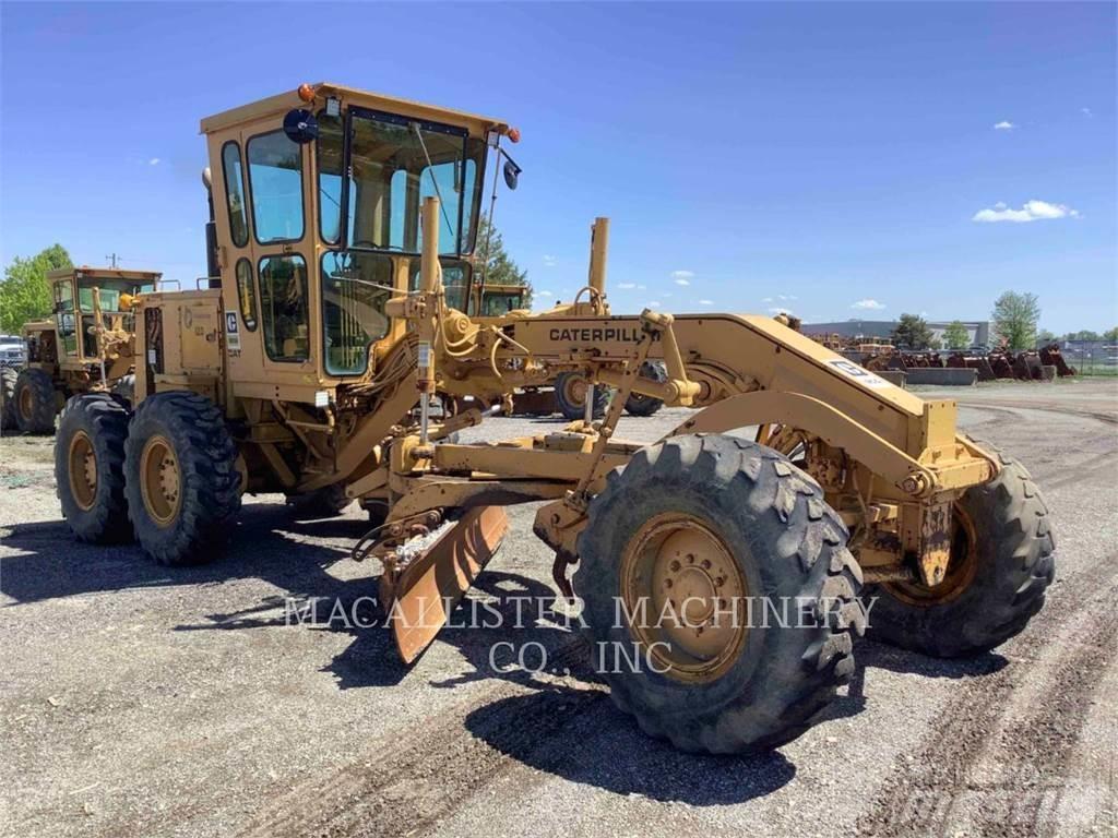 CAT 120 G モーターグレーダー