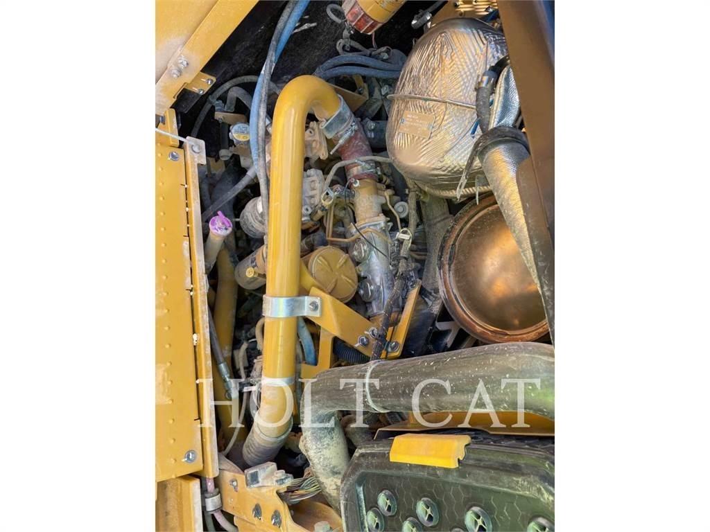 CAT 120 JOY モーターグレーダー