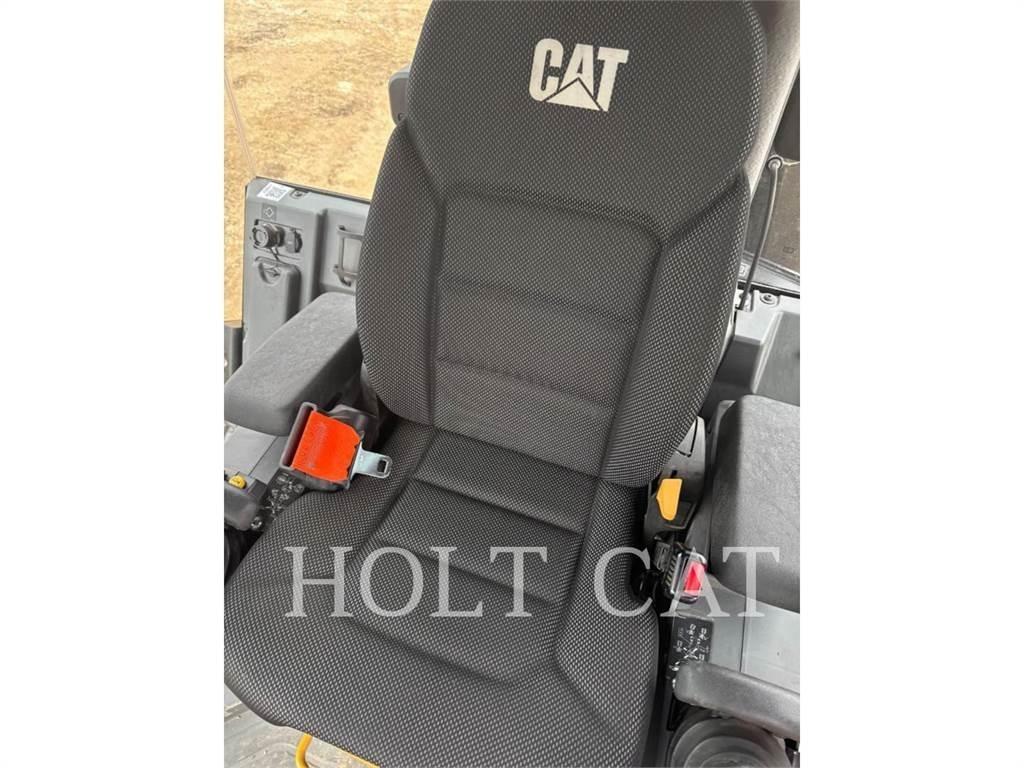 CAT 120 JOY モーターグレーダー