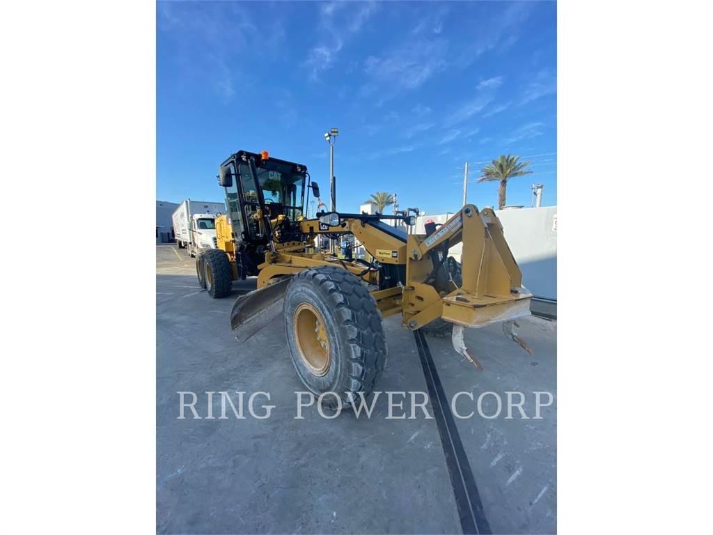 CAT 120 LVR モーターグレーダー