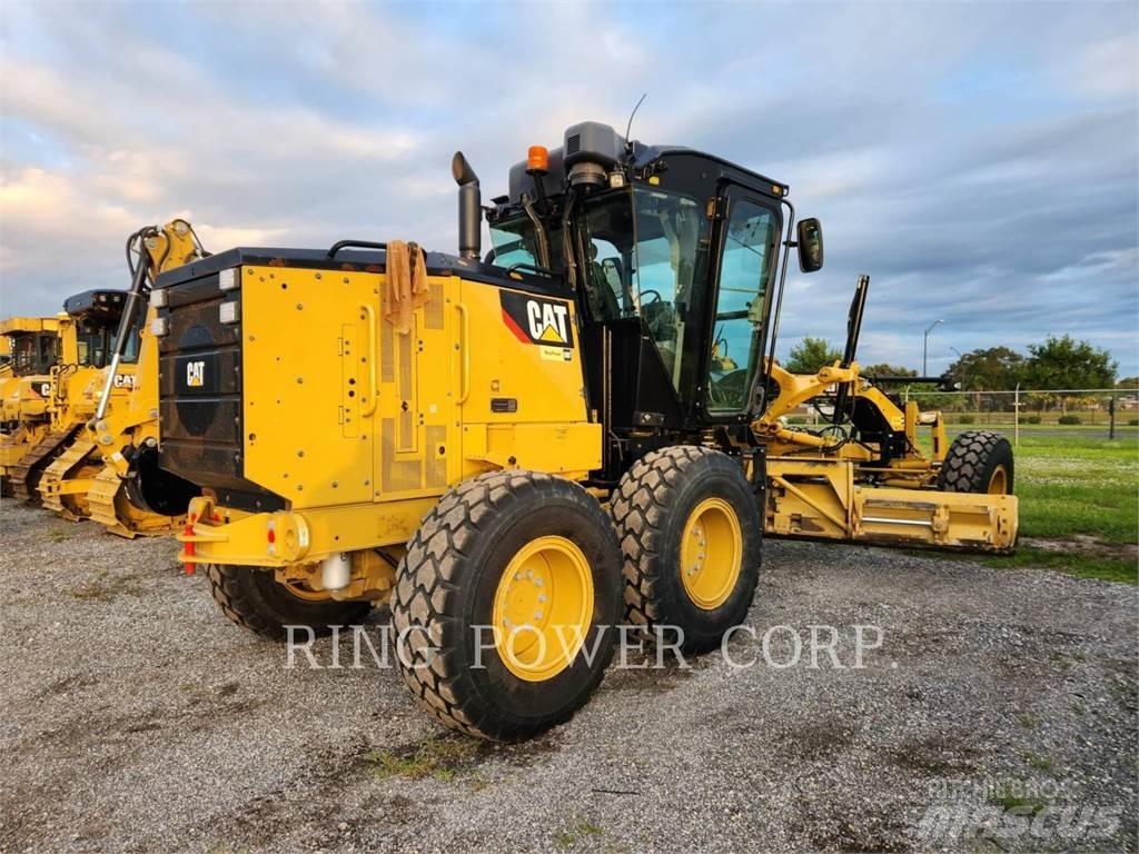 CAT 120 LVR モーターグレーダー