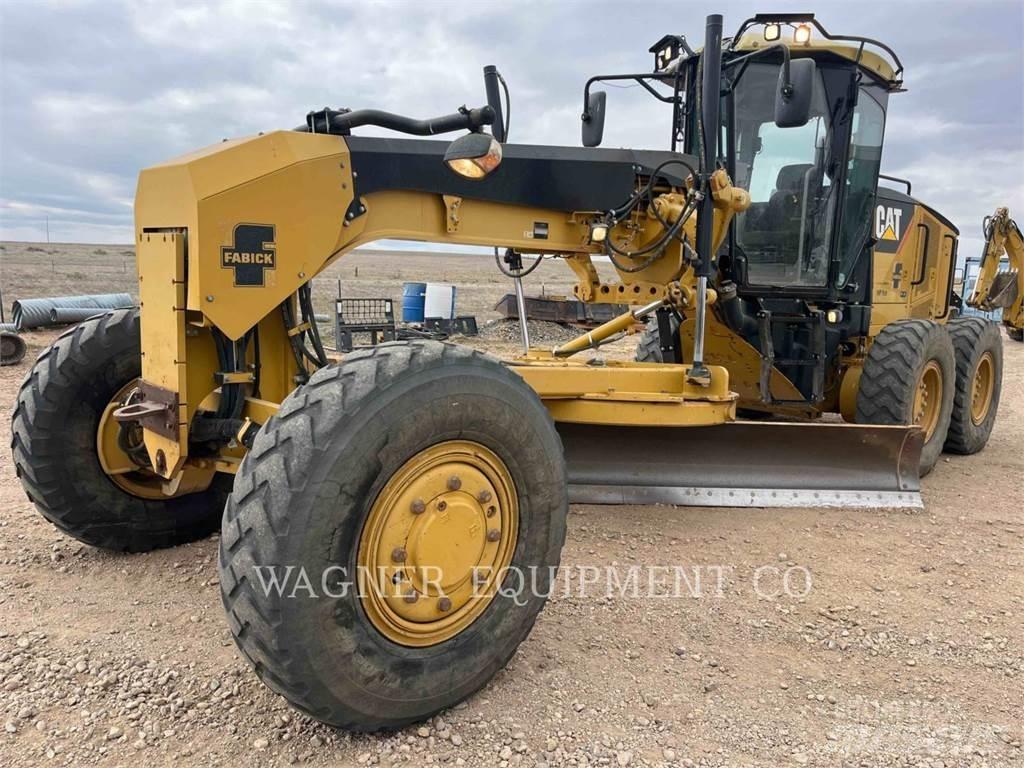 CAT 120M AWD モーターグレーダー