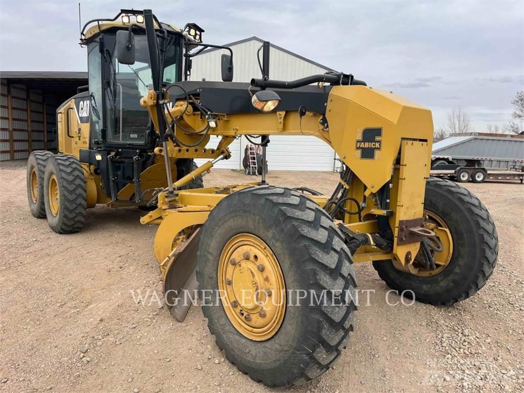 CAT 120M AWD モーターグレーダー
