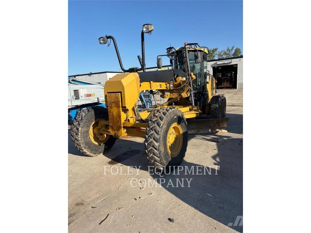 CAT 12M モーターグレーダー