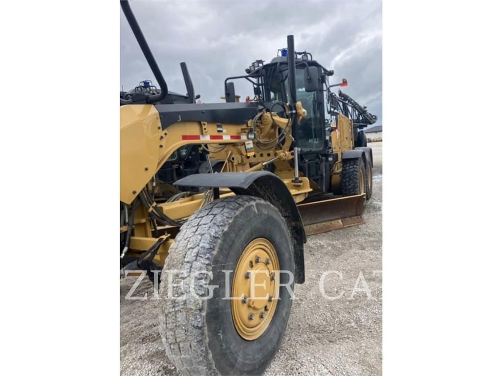 CAT 12M2AWD モーターグレーダー
