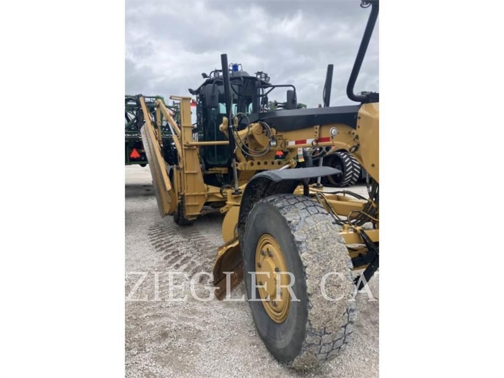 CAT 12M2AWD モーターグレーダー