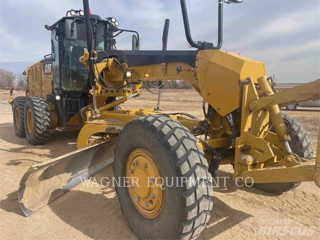 CAT 12M3 AWD モーターグレーダー