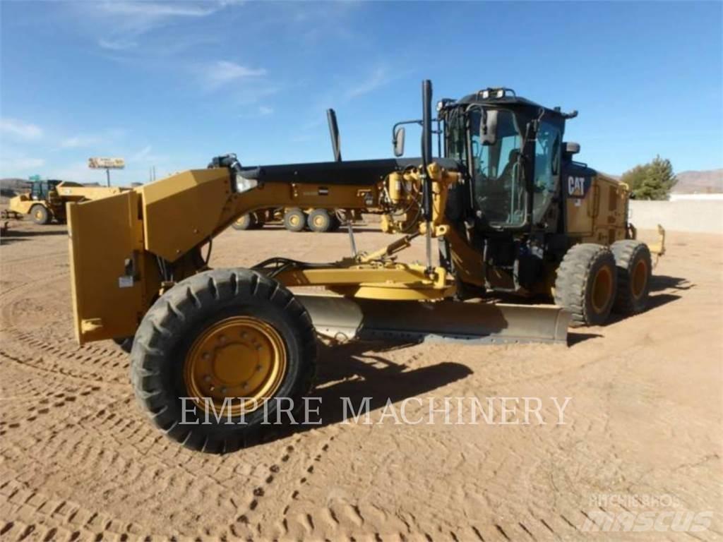 CAT 12M3 AWD モーターグレーダー