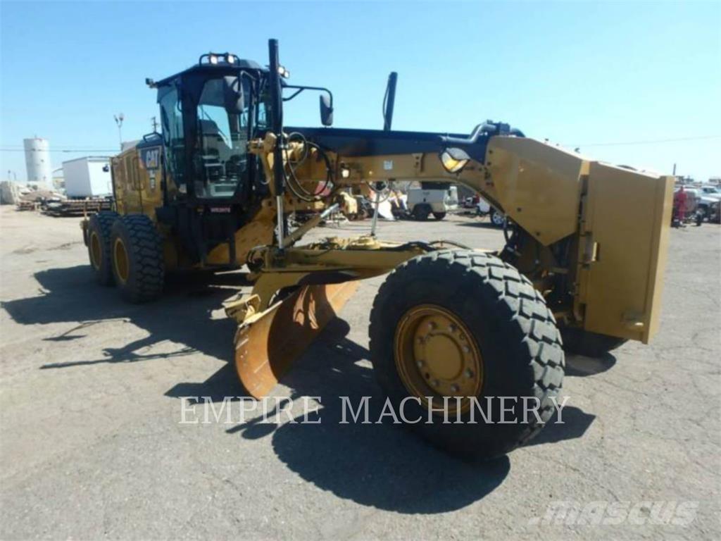 CAT 12M3 AWD モーターグレーダー