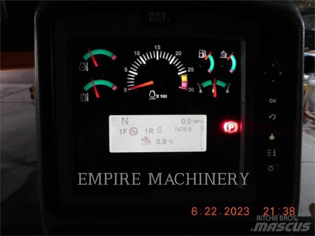 CAT 12M3AWD TR モーターグレーダー