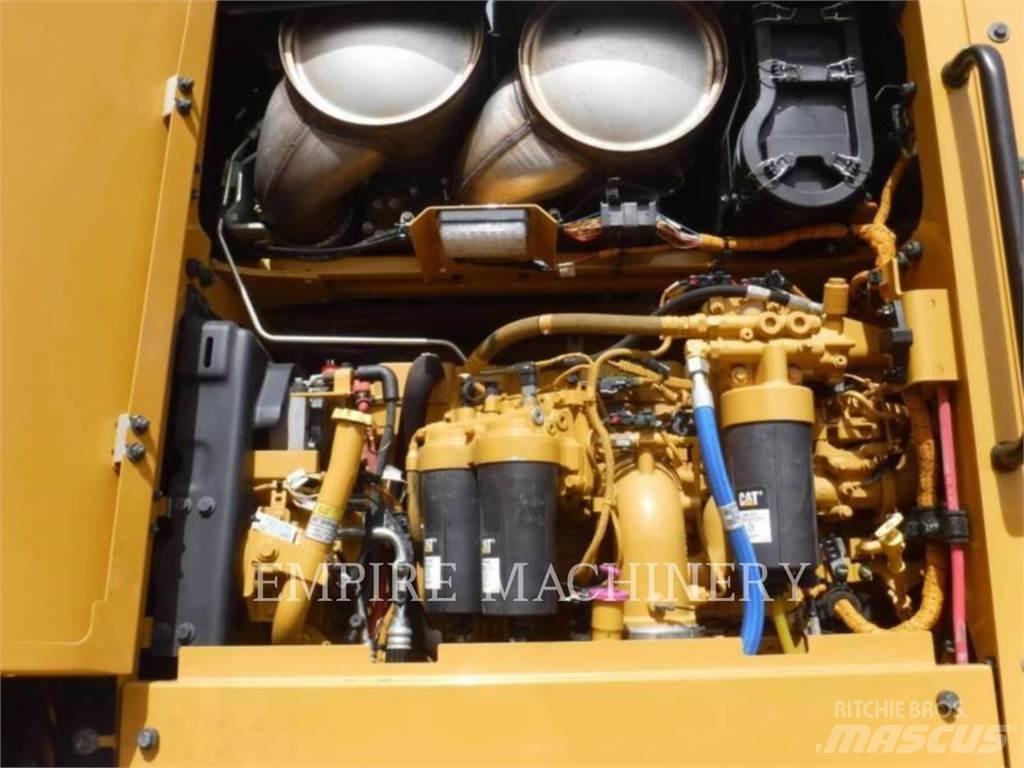 CAT 14-15 モーターグレーダー
