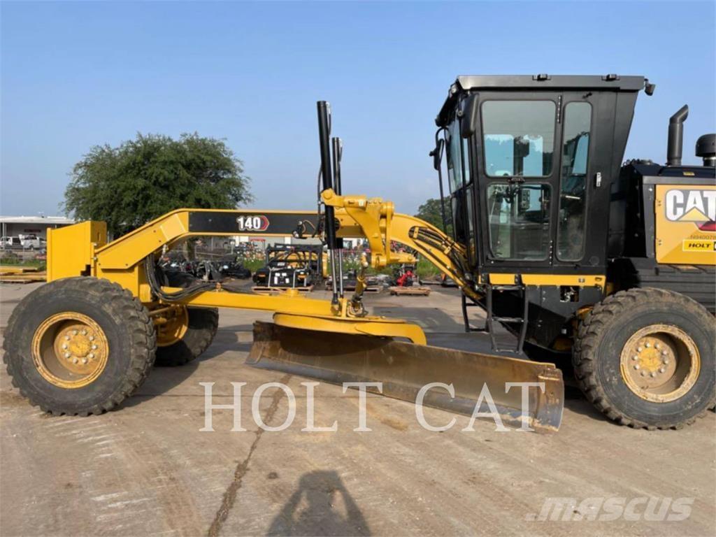 CAT 140 モーターグレーダー