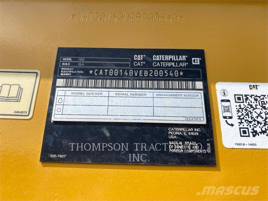 CAT 140 モーターグレーダー
