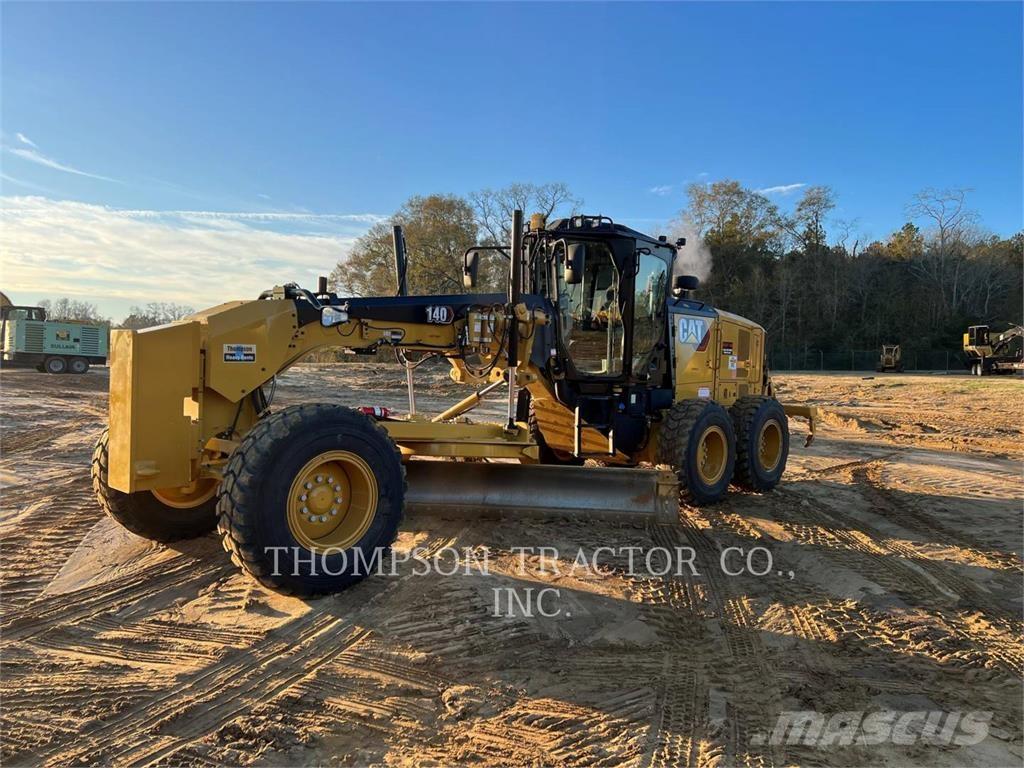 CAT 140 モーターグレーダー