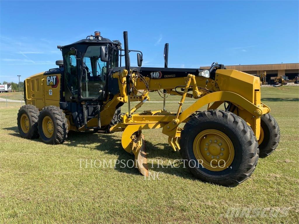 CAT 140 モーターグレーダー