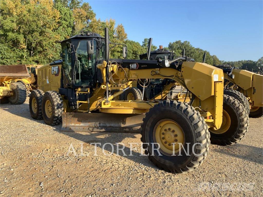 CAT 140 モーターグレーダー