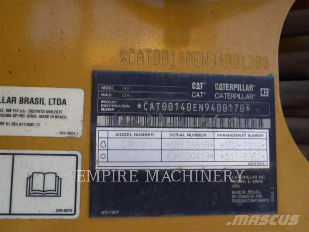 CAT 140-13 モーターグレーダー