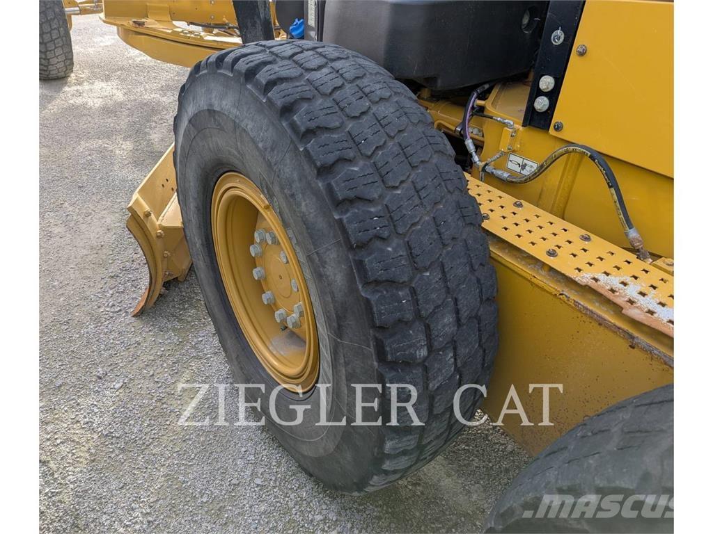 CAT 140-15 モーターグレーダー