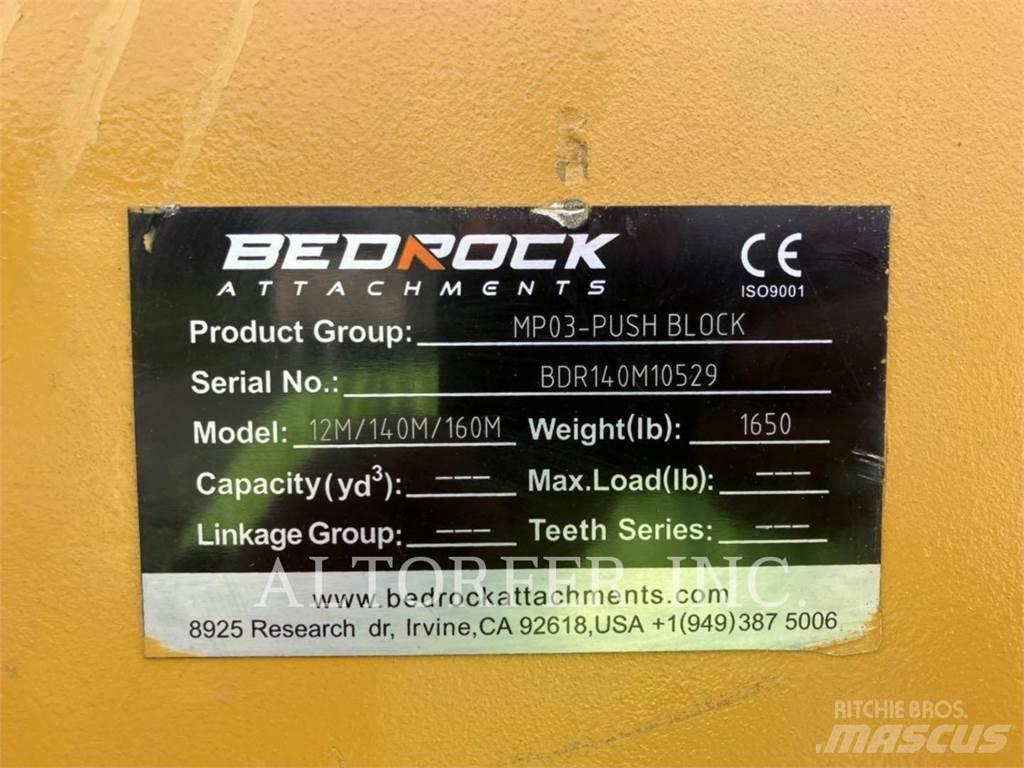 CAT 140-15AWD モーターグレーダー