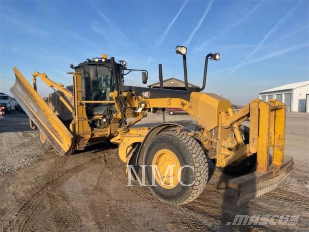 CAT 140-15AWD モーターグレーダー