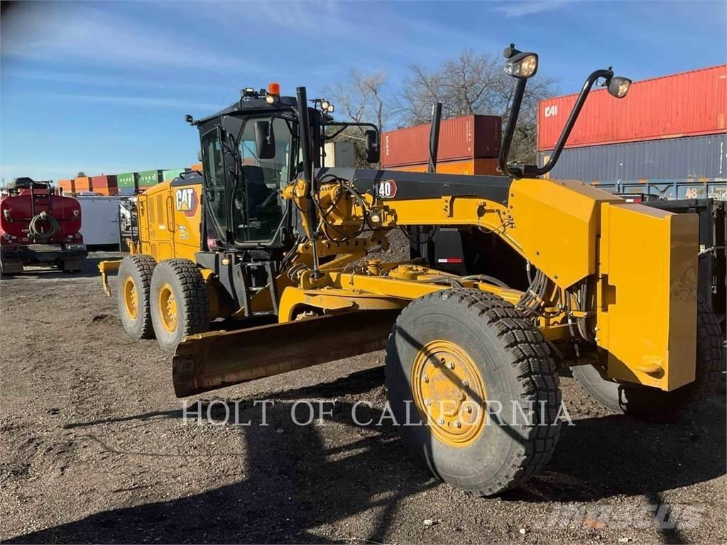 CAT 140 AWD モーターグレーダー