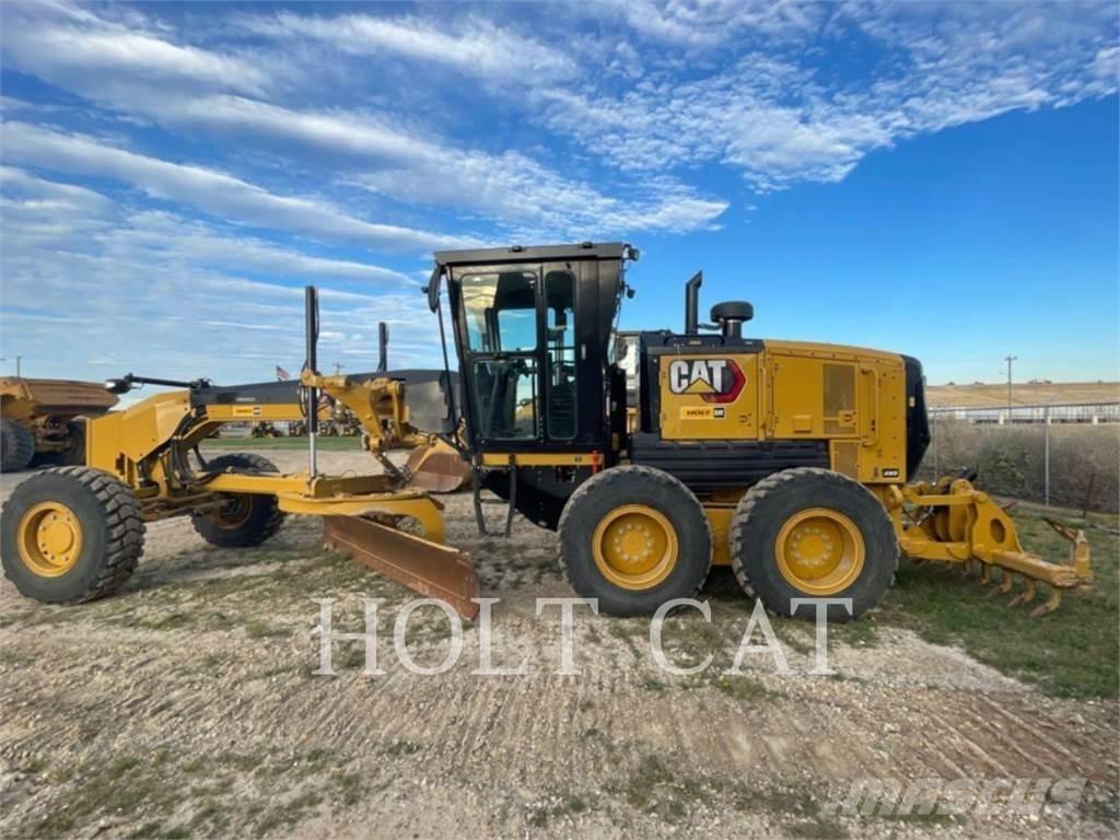 CAT 140 AWD モーターグレーダー