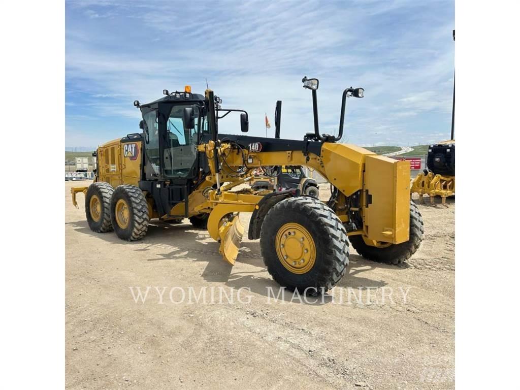 CAT 140 AWD モーターグレーダー
