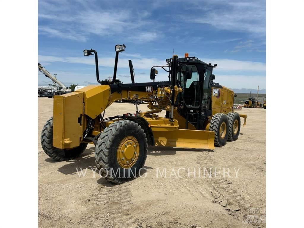 CAT 140 AWD モーターグレーダー