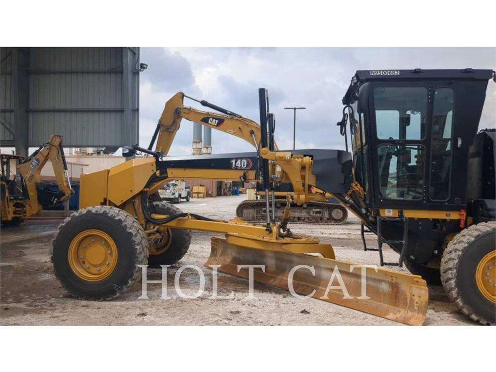 CAT 140 AWD モーターグレーダー