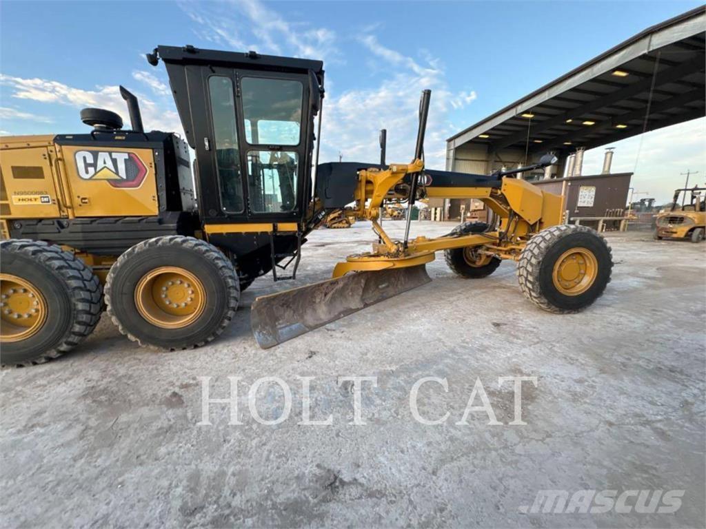 CAT 140 AWD モーターグレーダー