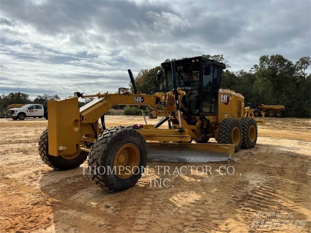 CAT 140 GC モーターグレーダー