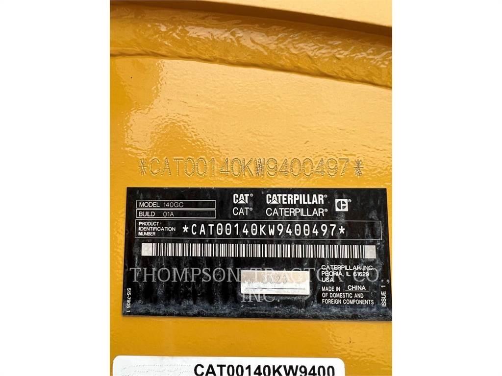 CAT 140 GC モーターグレーダー