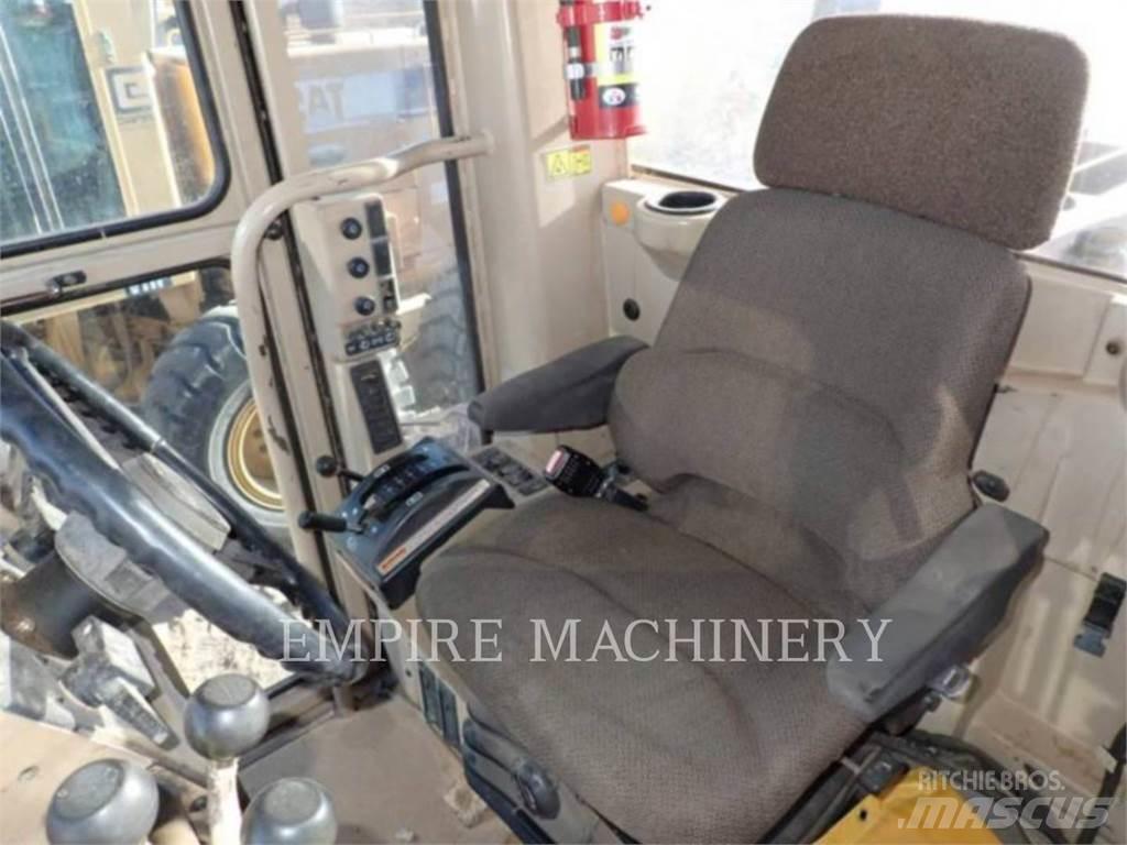 CAT 140H モーターグレーダー
