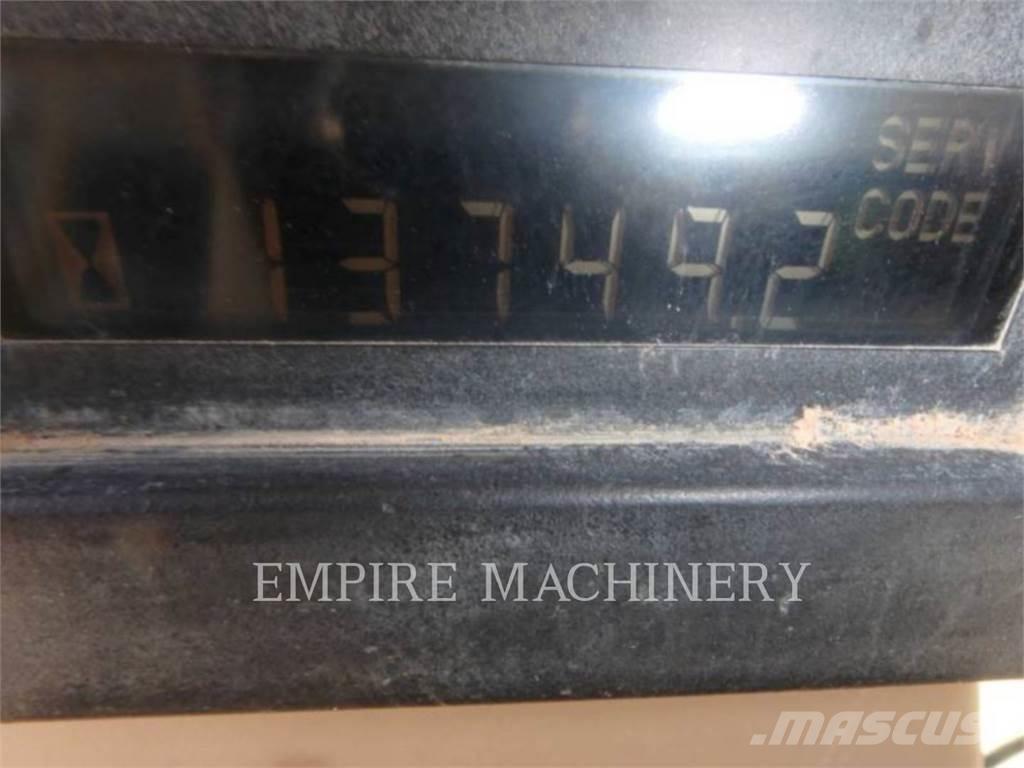 CAT 140H モーターグレーダー